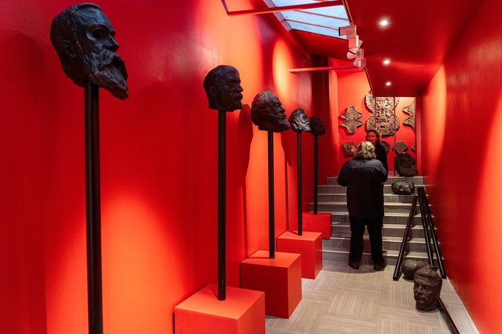 Anatoly Osmolovsky, Toxic bonbons, Galerie Vallois, Paris Anatoly Osmolovsky, Toxic bonbons, Galerie Vallois, Paris