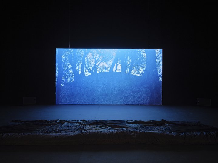 Saodat Ismailova, Amanat – As We Sleep, Kunsthalle Bern, Video Art