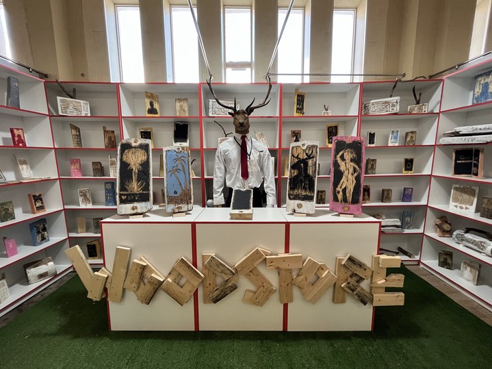 Nestor Engelke, Skulls, Jessica Gallery, Axe Sculpture