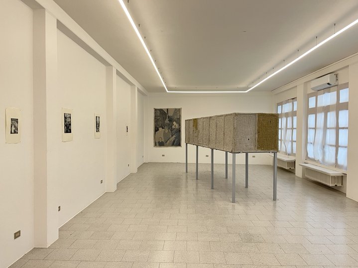 Alexander and Sasha Brodsky, Piazza senza nome, Fondazione Galleria Milano, Instalaltion