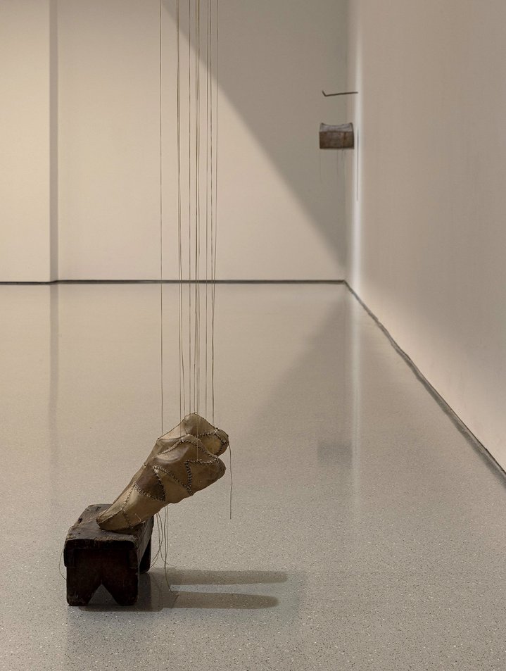 Vajiko Chachkhiani, Living Dog among the Dead Lions, Agape, White Space