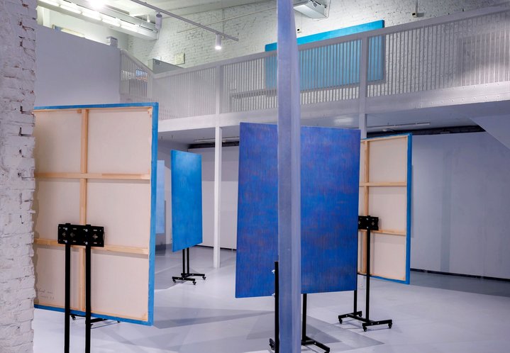 Ivan Novikov, Blue, Installation, pop/off/art gallery