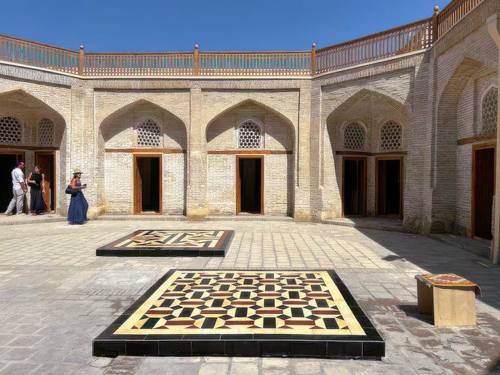 Dana Awartani, Behzod Turdiyev, Standing by the Ruins IV, Uzbekistan Art and Culture Development Foundation, Bukhara Biennial