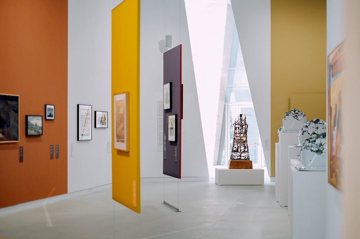 Almaty Museum of Arts, Qonaqtar, I Understand Everything, Almagul Menlibayeva