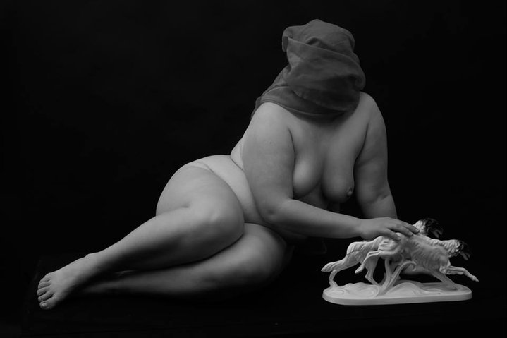 Andrea Fajgerné Dudás, Self-Conscious Body, Body, Female Artist