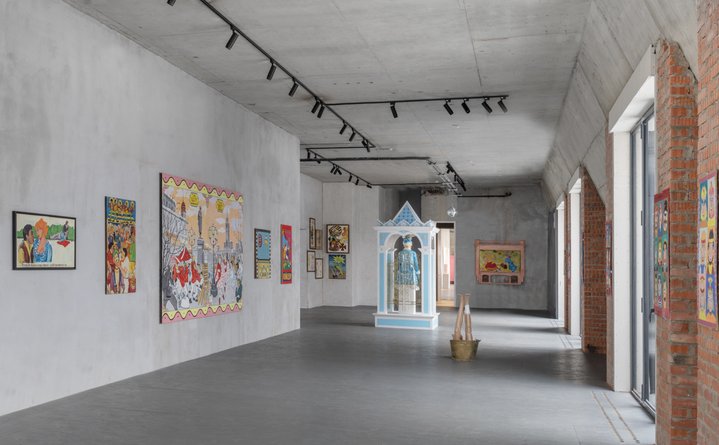 Konstantin Zvezdochetov, A Picture-Maker as a Guest at a Gallerist's, Vladey, Types of Moscow: typhosis and paparazzi